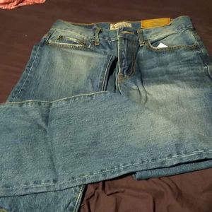 Aeropostale Jeans size 27/28 slim bootcut